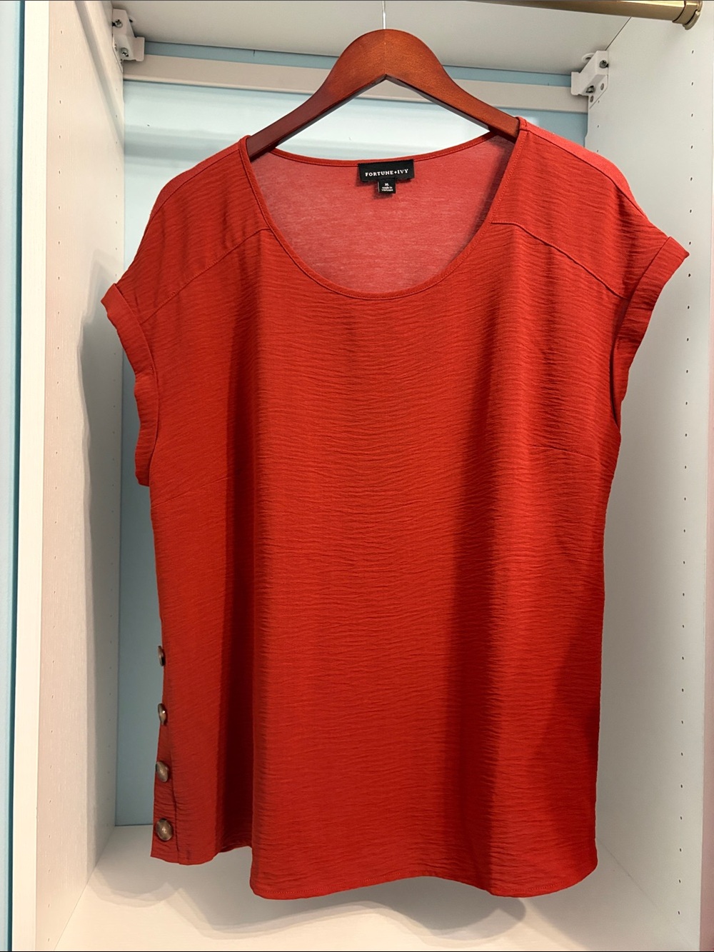 Fortune+Ivy Burnt Orange Short-Sleeve Scoop Neck Shell with Side Buttons